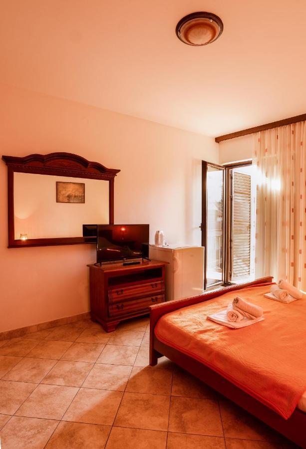 Apartments And Rooms Marija Budva Eksteriør billede